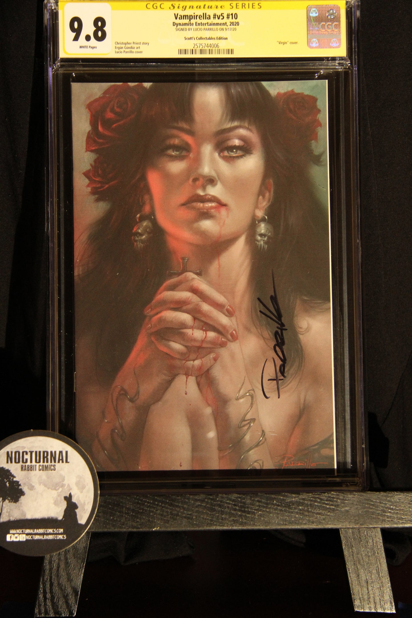 Vampirella #10 (Parrillo Exclusive) 9.8 CGC Signed : Parrillo